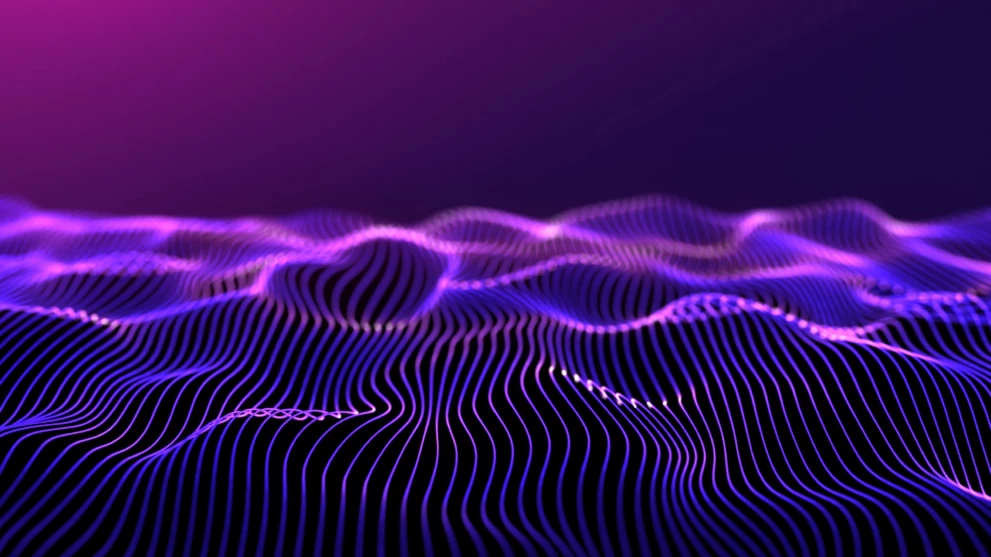 Abstrakte violette Wellen im Neonlicht als Symbol für digitale Transformation und Effizienz – perfekt für Themen wie das Marlin Master Data System (MDS) zur Optimierung von Stammdaten in SAP-Systemen.