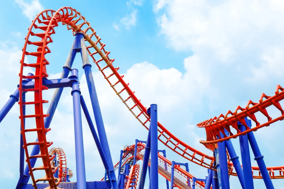 travel-freizeitpark_AdobeStock_768476894