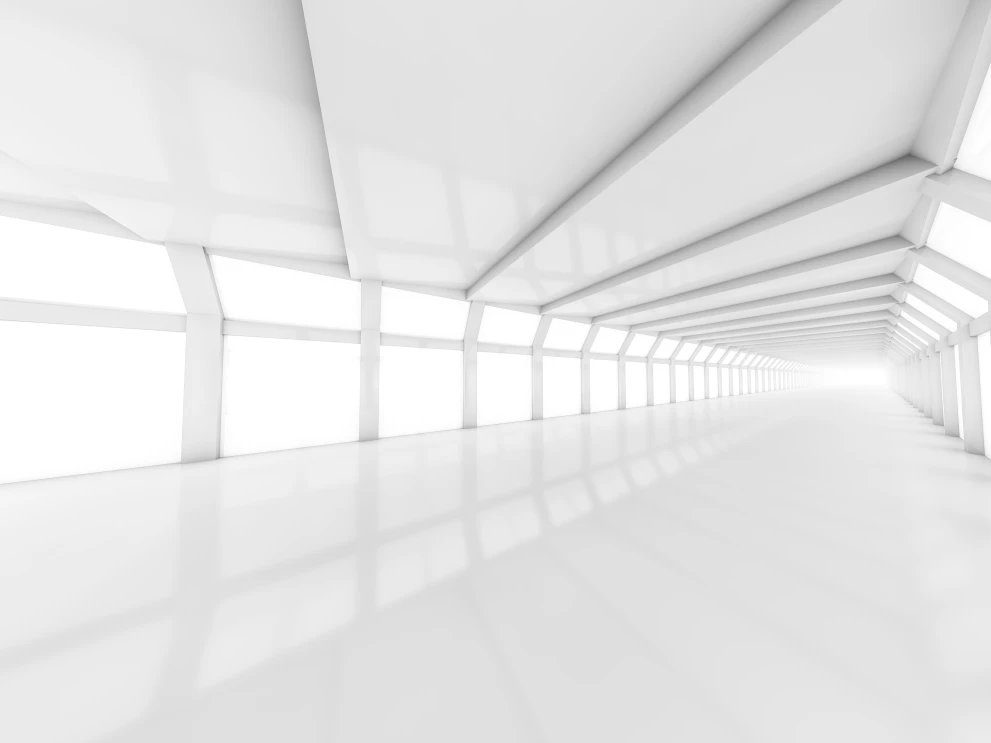 Heller futuristischer Korridor als abstrakte Darstellung moderner, skalierbarer IT-Architekturen.